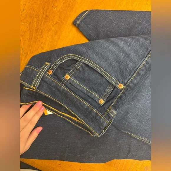 Levi Jeans 505’ Regular - Picture 3 of 11